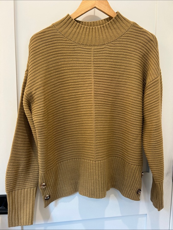 Sweaters - Women’s Ribbed Mock-Neck Sweater in Camel